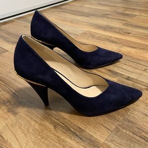 Nine West navy blue sude pointy heels